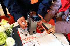 做为国内首批支撑DeepSeek的云办事